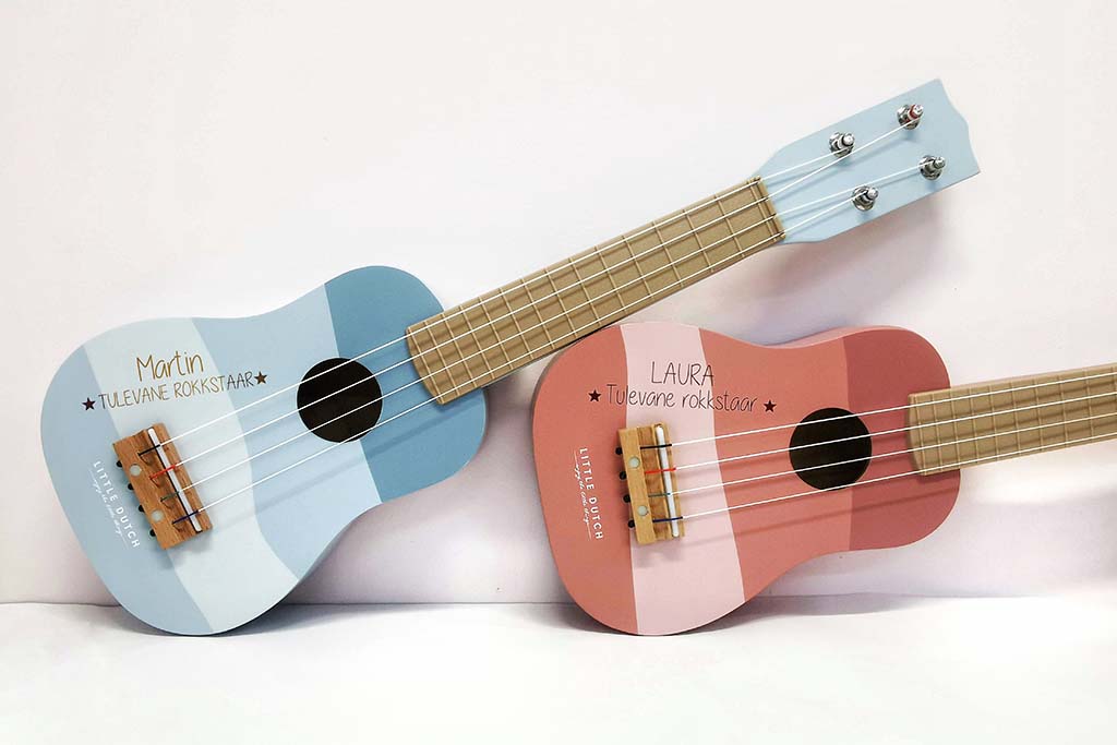 Little Dutch kitarr ´Blue´ graveeringuga