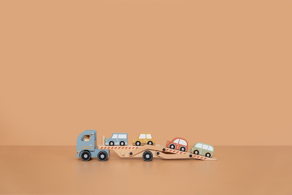 Little Dutch Puidust treilerauto FSC - Image 9