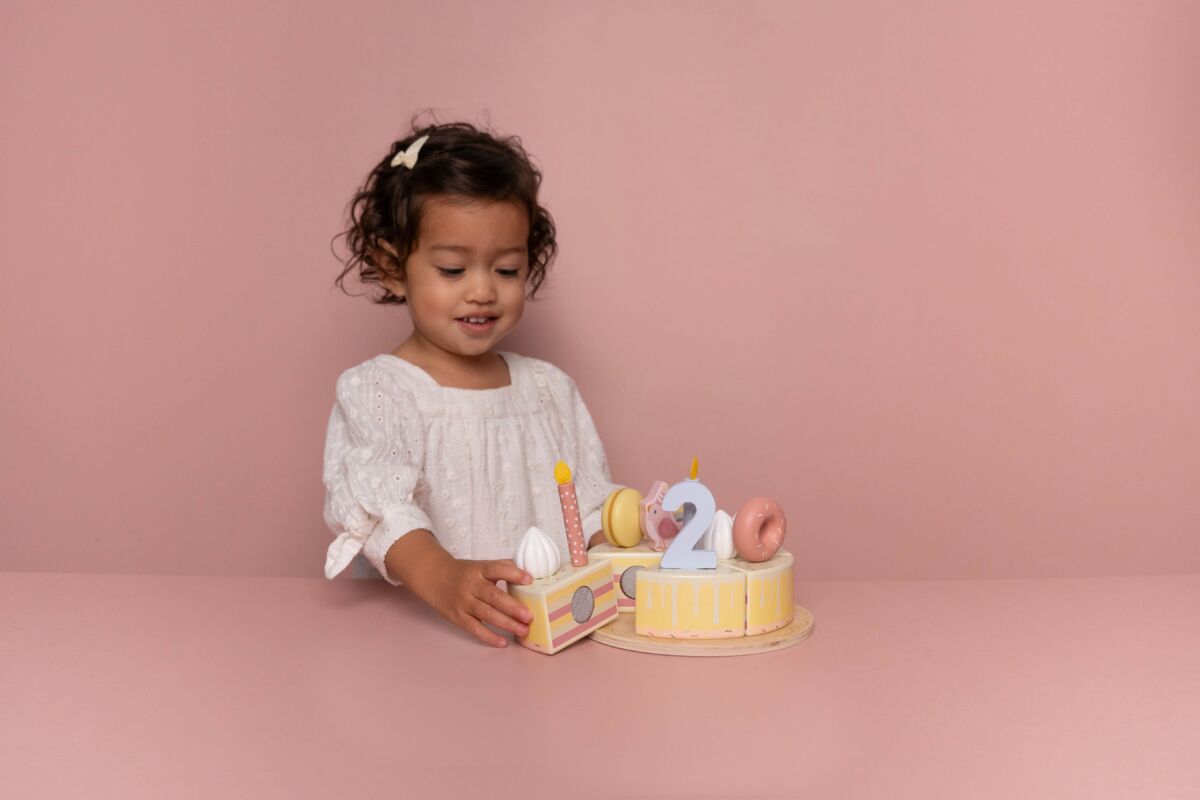 Little Dutch puidust mängutort ´Pink´ FSC - Image 5