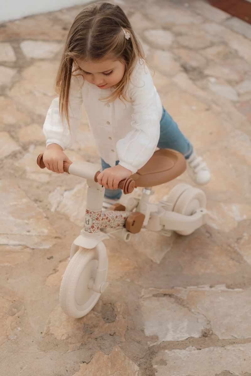 Little Dutch Jalgratas 4-ühes koos lükkesangaga ´Sunny Flower´ - Image 7