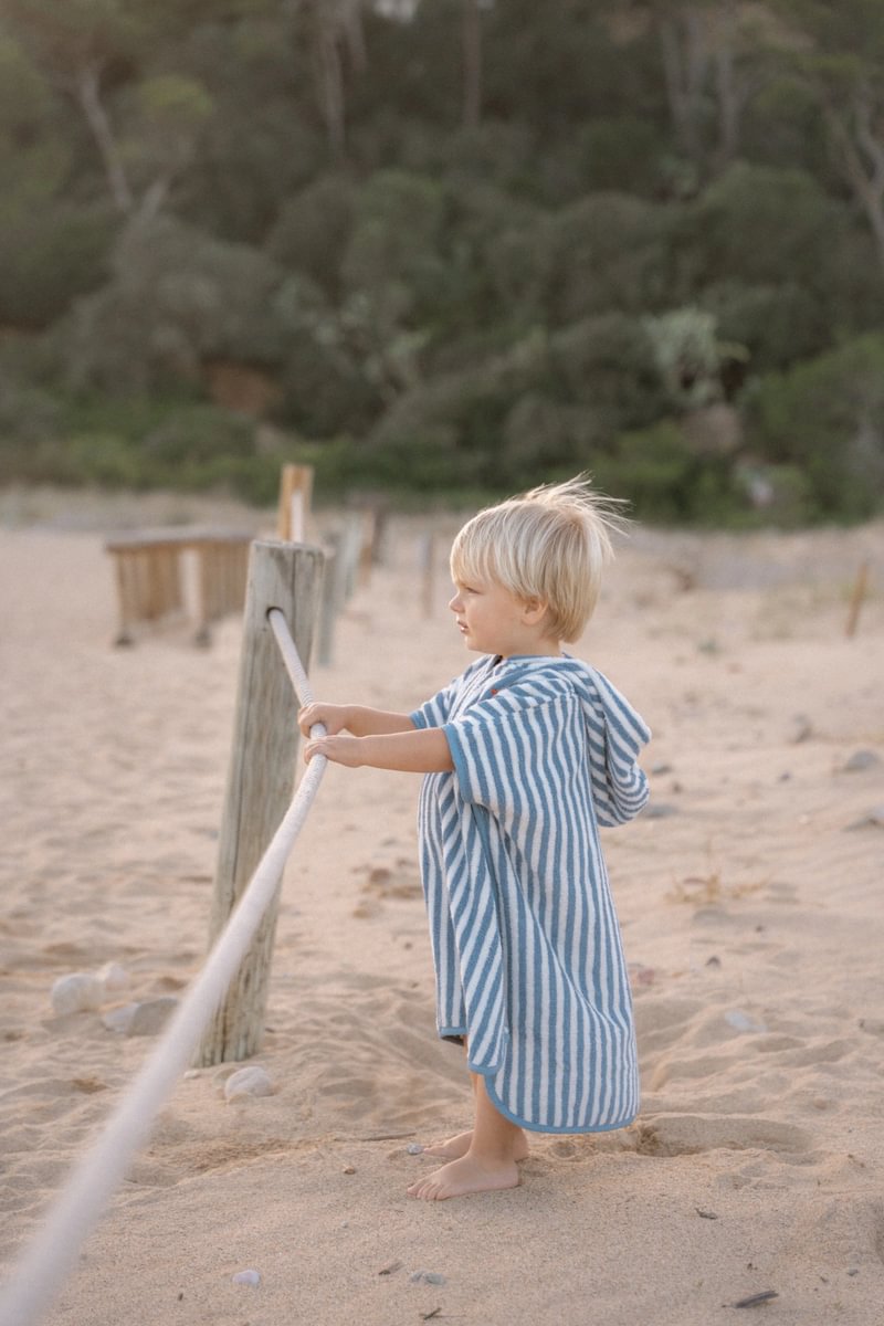 Little Dutch Pontšo rätik kapuutsiga ´Ocean Sea Life´ - Image 9