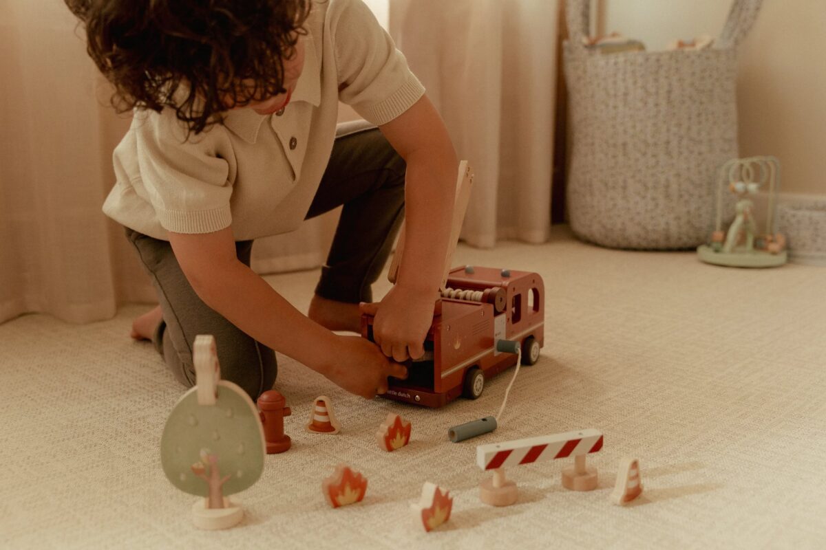 Little Dutch Tuletõrjeauto komplekt FSC - Image 17