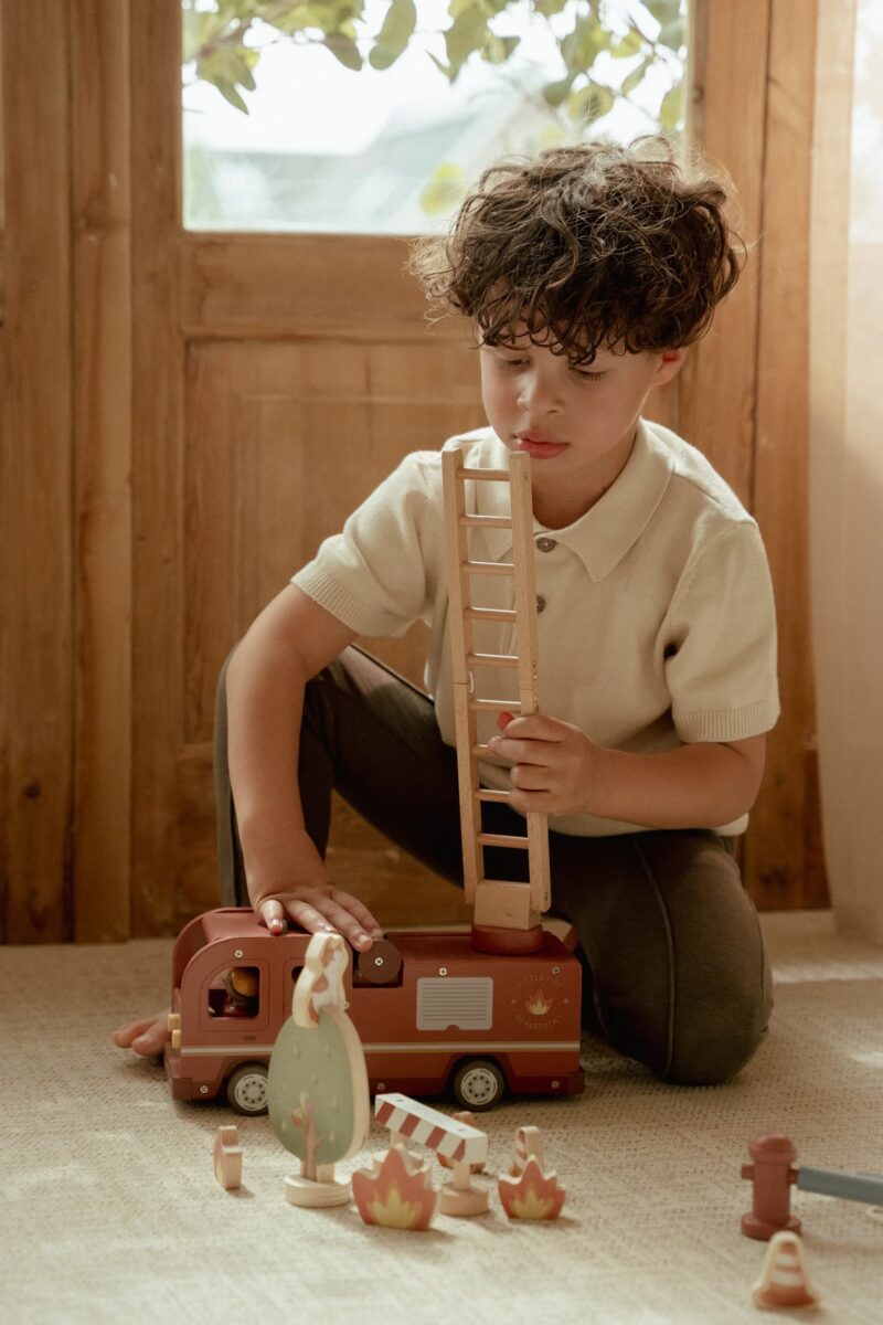 Little Dutch Tuletõrjeauto komplekt FSC - Image 10