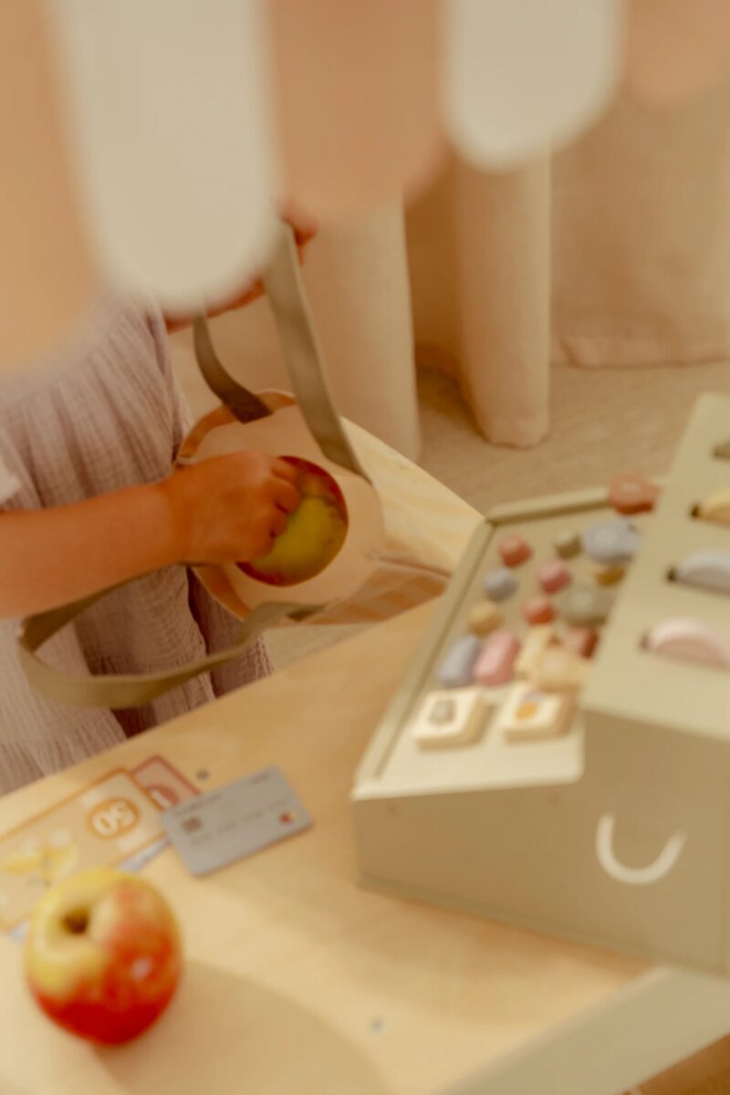 Little Dutch Turulett FSC puidust - Image 15