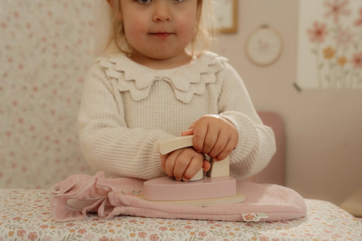 Little Dutch Triikimislaud FSC - Image 13