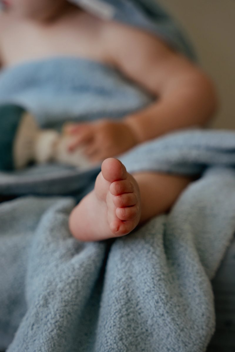 Little Dutch Vannirätik kapuutsiga ´Pure Denim Blue` 100x100 cm - Image 7