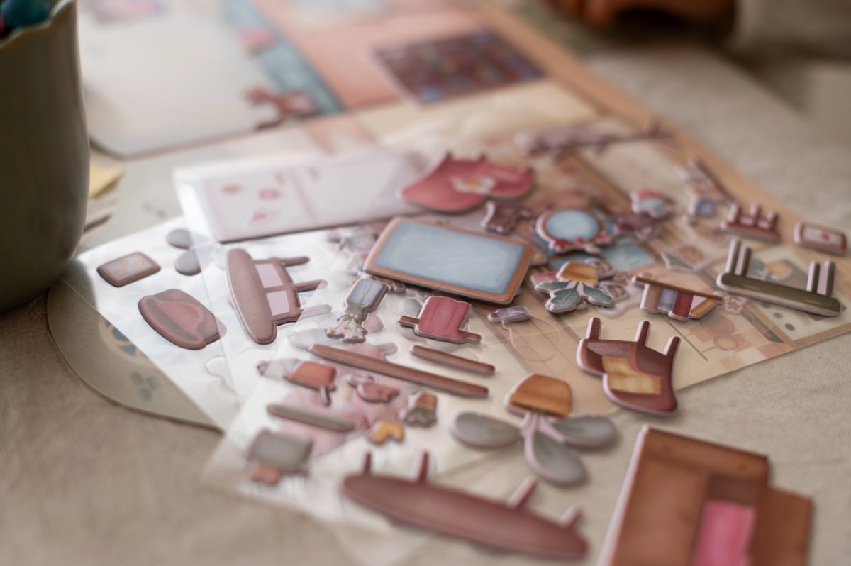 Little Dutch Kleebiste vihik taaskasutatavate kleepsudega ´Rosa & Friends´ - Image 4