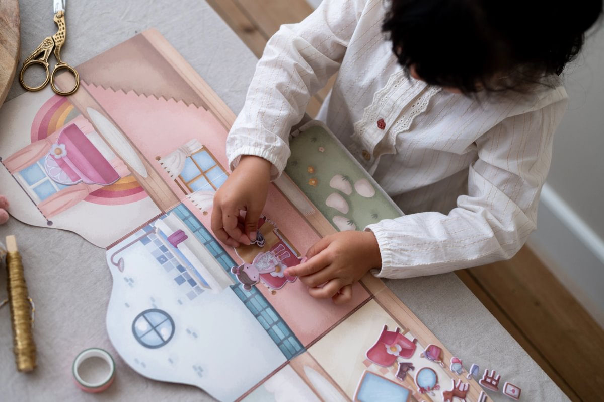 Little Dutch Kleebiste vihik taaskasutatavate kleepsudega ´Rosa & Friends´ - Image 9