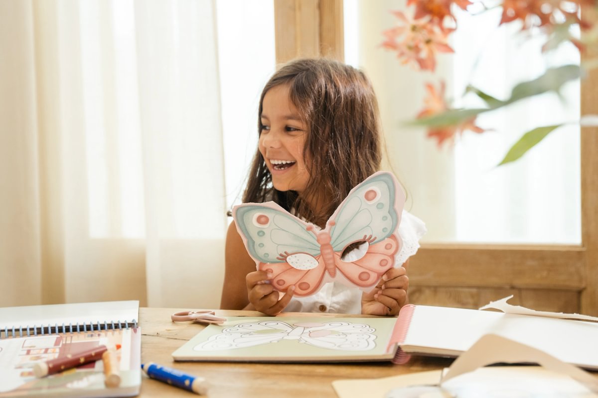 Little Dutch Meisterdamisraamat ´Rosa & Friends maskid´ - Image 11