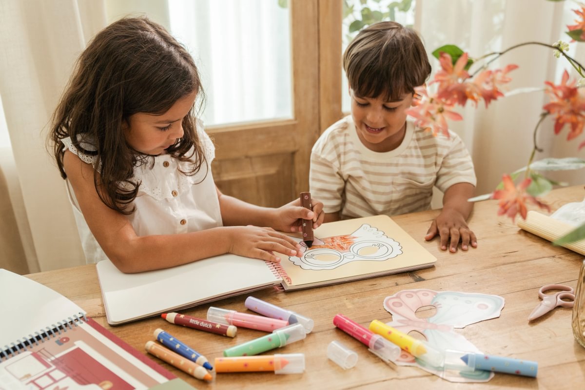 Little Dutch Meisterdamisraamat ´Rosa & Friends maskid´ - Image 15