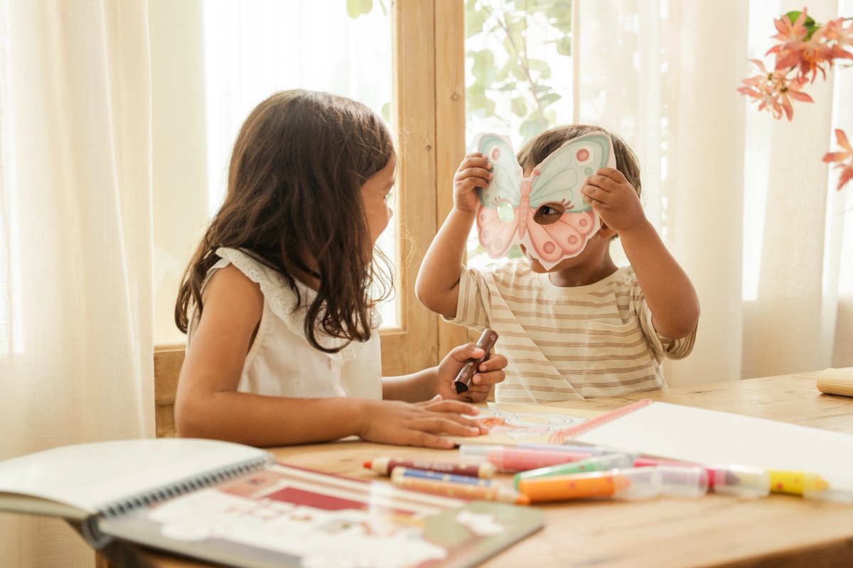 Little Dutch Meisterdamisraamat ´Rosa & Friends maskid´ - Image 13