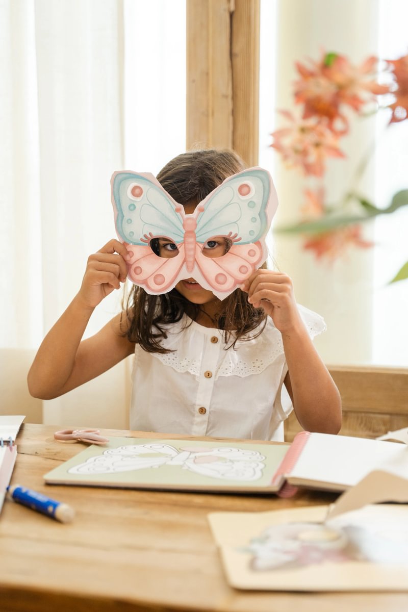 Little Dutch Meisterdamisraamat ´Rosa & Friends maskid´ - Image 7